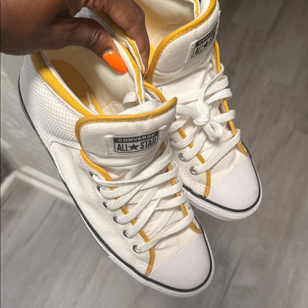 Converse All Star White and Yellow Sneakers (NEW)